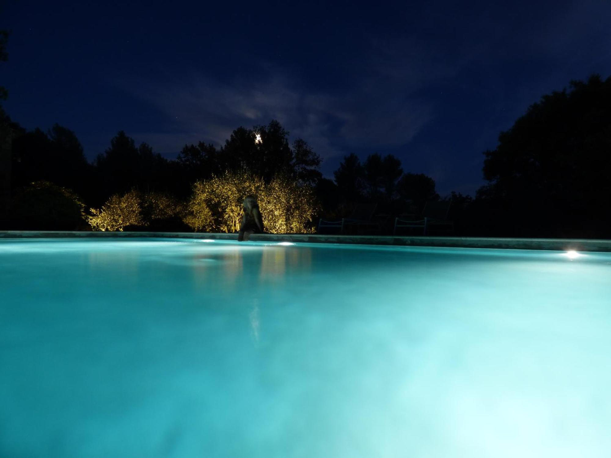La Bergerie Des Colles Bed & Breakfast Entrecasteaux Bagian luar foto